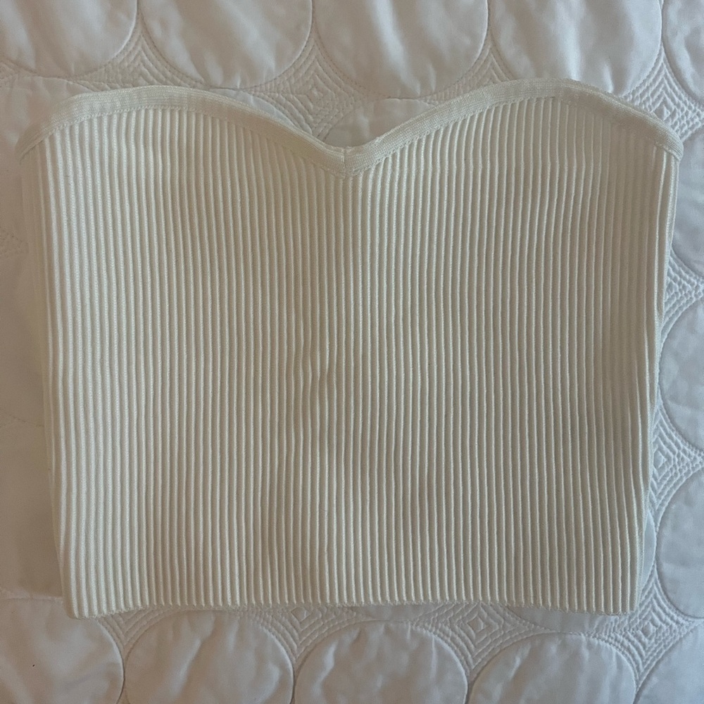 Almere White Ribbed Strapless Top